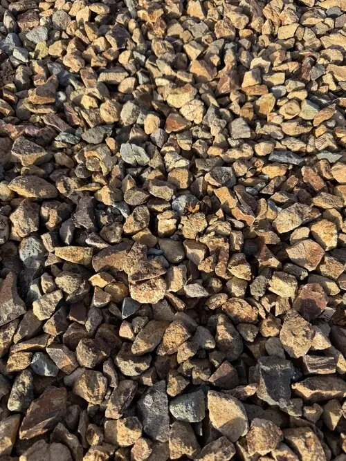 1 inch California Gold landscape rock, close up