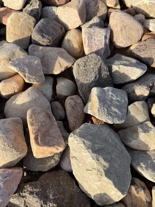 2 to 4 inch Sunburst River Rock landscape rock, close up